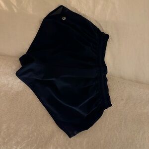 Lululemon hotty hot navy blue shorts